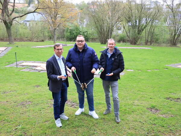 Bild vergr&ouml;&szlig;ern: 260424_Saisonstart-Minigolf(c)Stadt-Warburg (4)